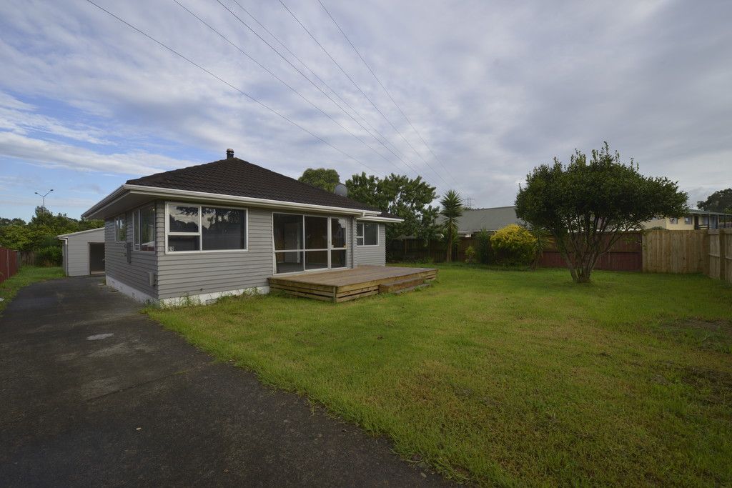 Conifer Grove, Manukau City