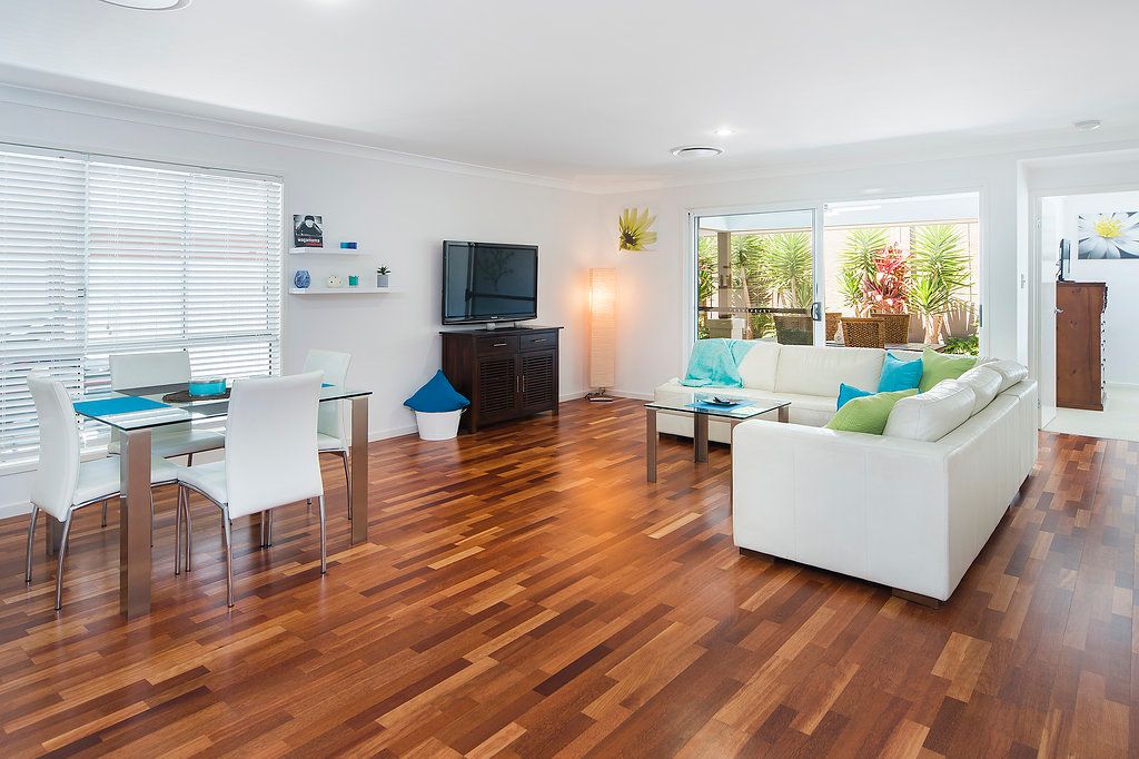 46 Azure Way, Hope Island, QLD 4212