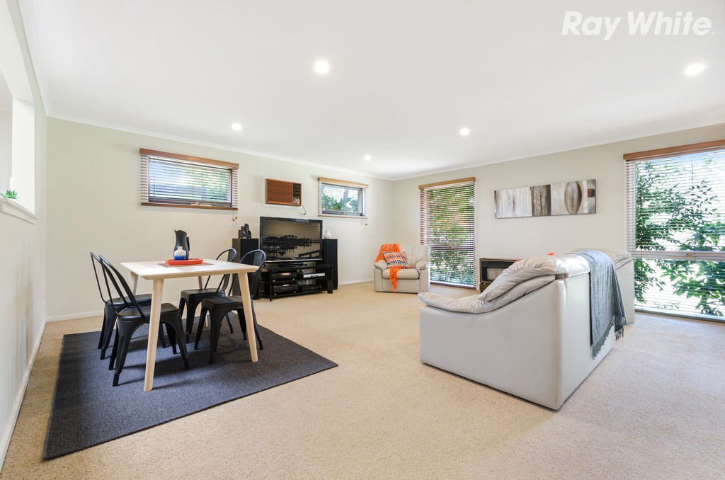 25 The Ridge West, Knoxfield, VIC 3180