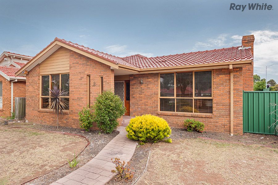 2 Nerida Court, TAYLORS LAKES, VIC 3038