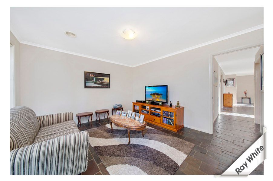 9/11 Len Waters Street, Ngunnawal, ACT 2913