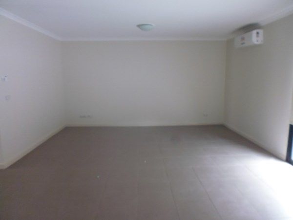 2/6 Fairfield Street, Cranbourne, VIC 3977