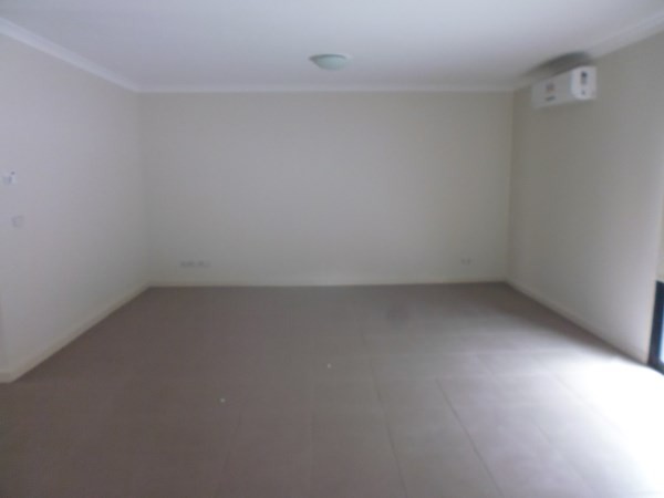 2/6 Fairfield Street, Cranbourne, VIC 3977