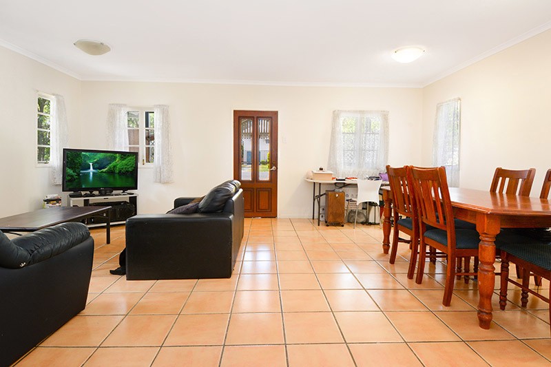 20 Julia Street, Wavell Heights, QLD 4012