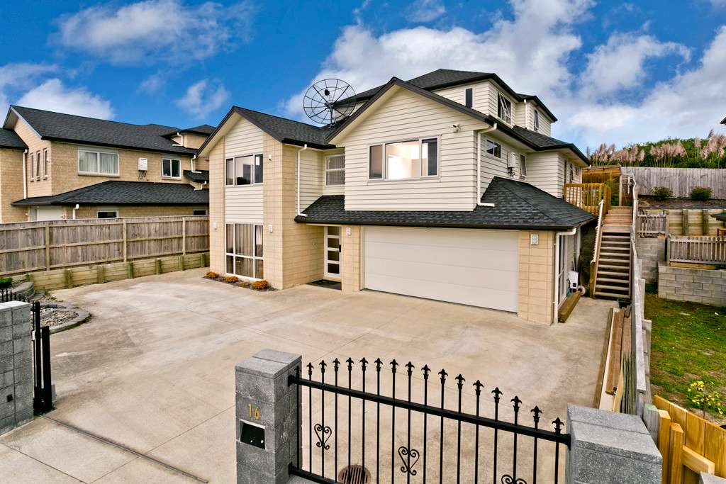 16 Ballyboe Place photo 0