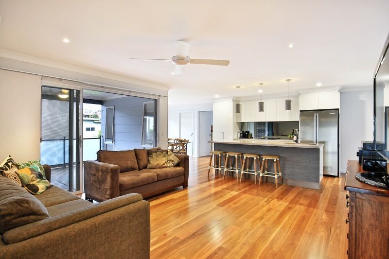 5 Ino Lane