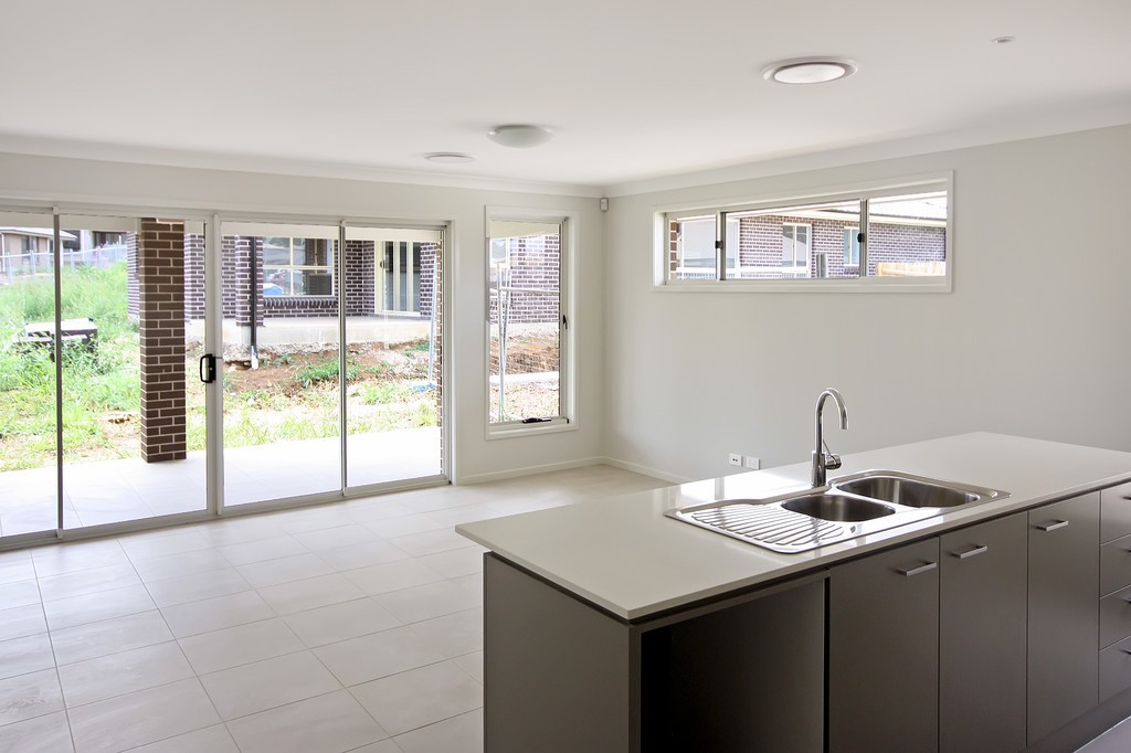 28 Jackson Road, Elderslie, NSW 2570