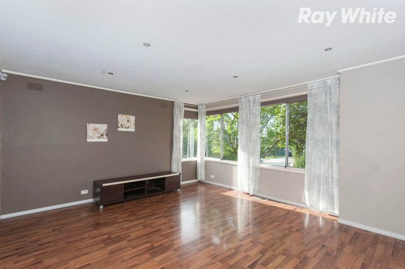 17 Greenwood Drive, Bundoora, VIC 3083