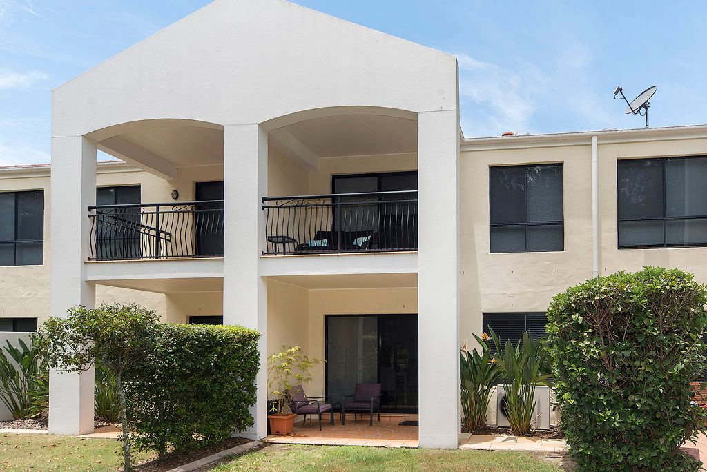 8861 Magnolia Drive East, Hope Island, QLD 4212