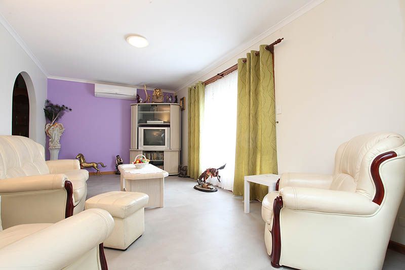 12 Baldina Crescent, Craigmore, SA 5114