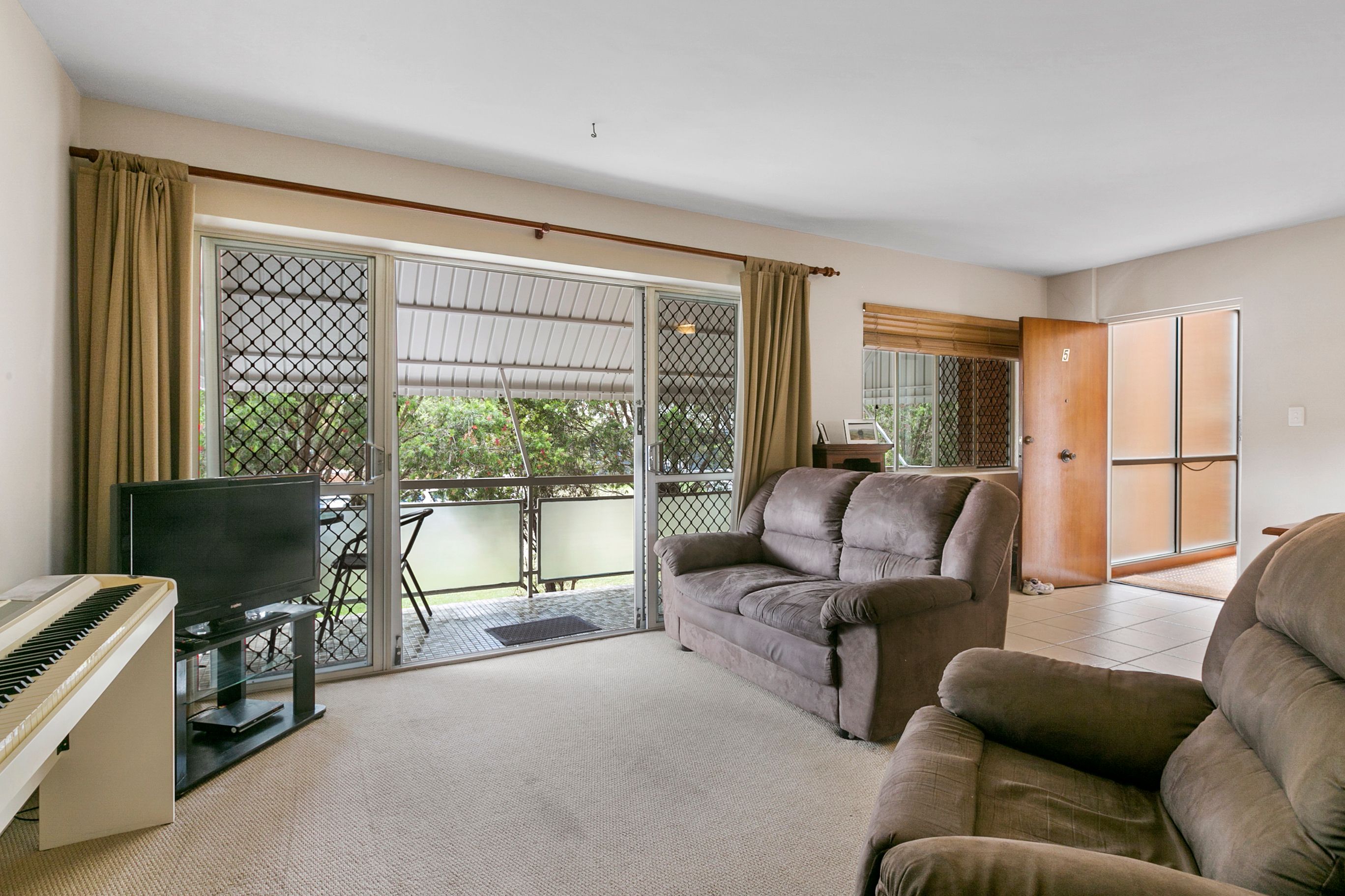 138 Chester Road, Annerley QLD 4103