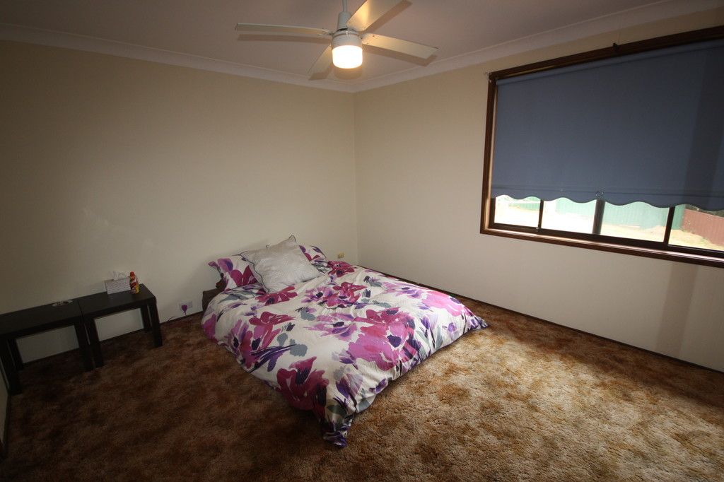 5 Zeolite Place, Eagle Vale, NSW 2558