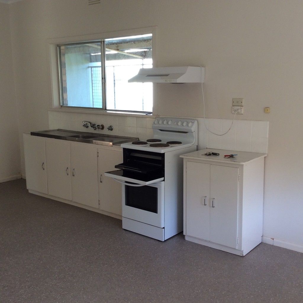 26 Railway Road, Rochester, VIC 3561