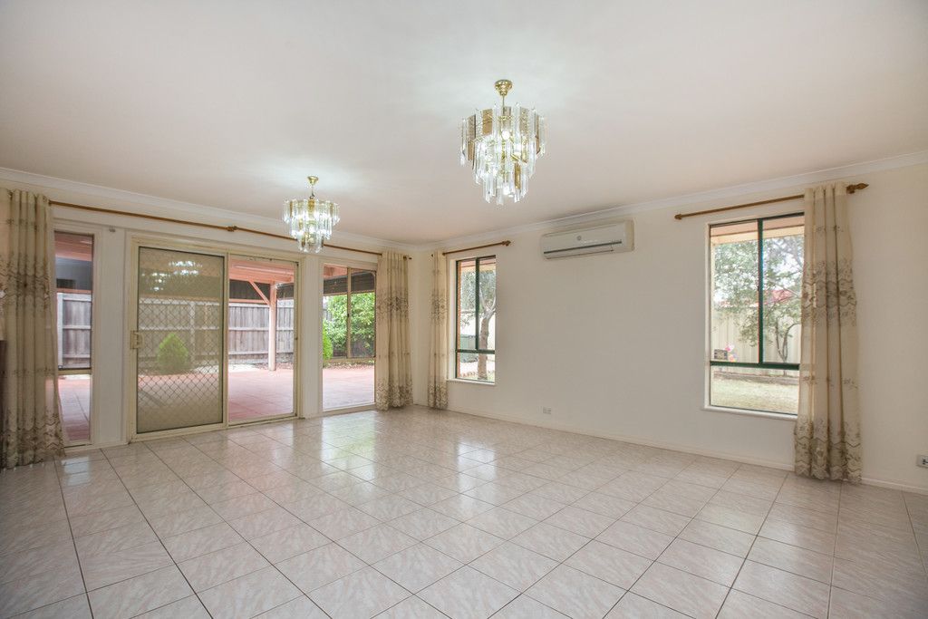 36 Lincolne Crescent, Roxburgh Park, VIC 3064