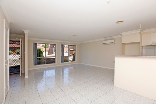 1/74B St Vigeons Road, Reservoir, VIC 3073