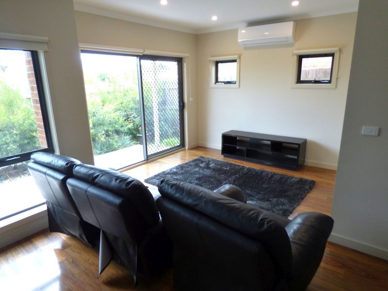 4/18 Maclagan Crescent, Reservoir, VIC 3073