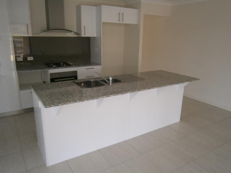 24 Surwold Way, Loganlea, QLD 4131