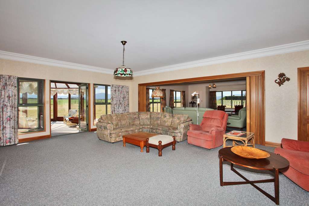 325 Mairaki Road photo 9