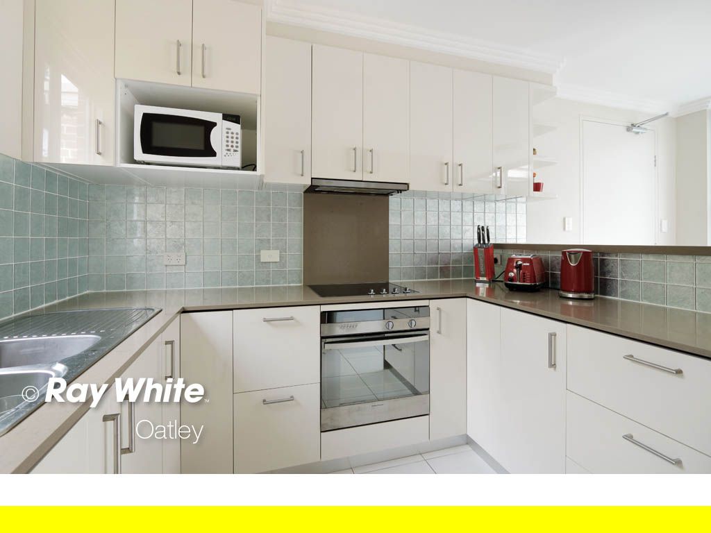 6/33 Martin Place, MORTDALE, NSW 2223