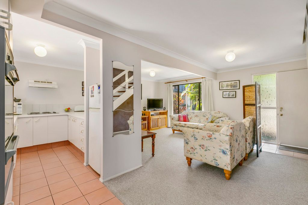 9/202 Central Street, Labrador, QLD 4215