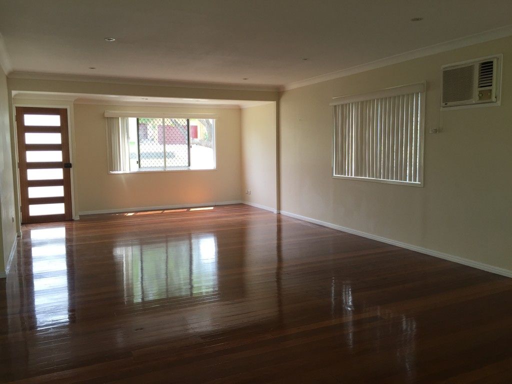 27 Stephenson Street, Oxley, QLD 4075