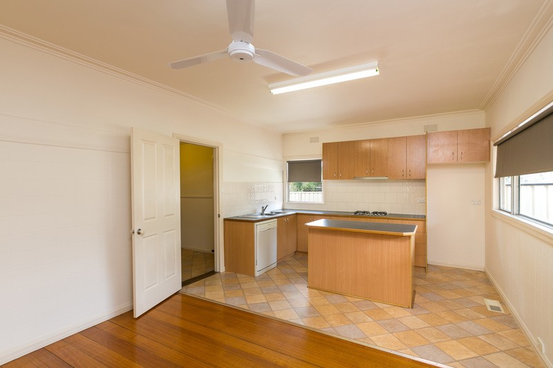 3/16 McLachlan Street, Golden Square, VIC 3555