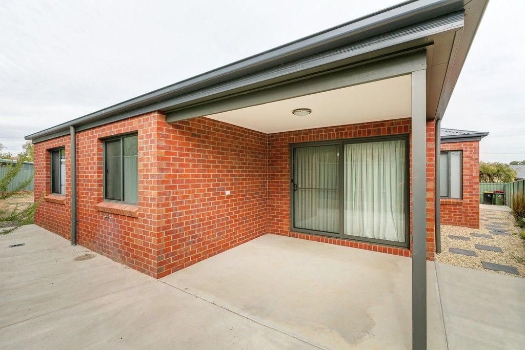 32A Churchill Avenue, Flora Hill, VIC 3550