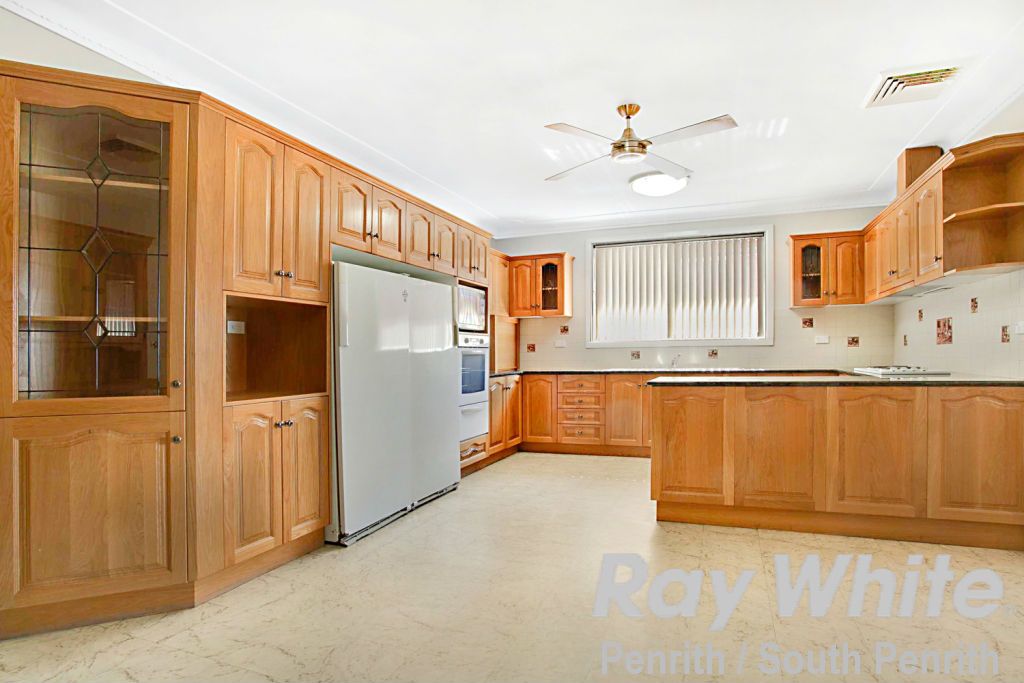54 Great Western Highway, Colyton, NSW 2760