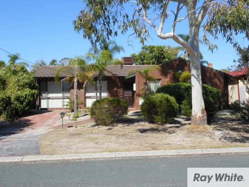 4 Greenway Avenue, Thornlie, WA 6108