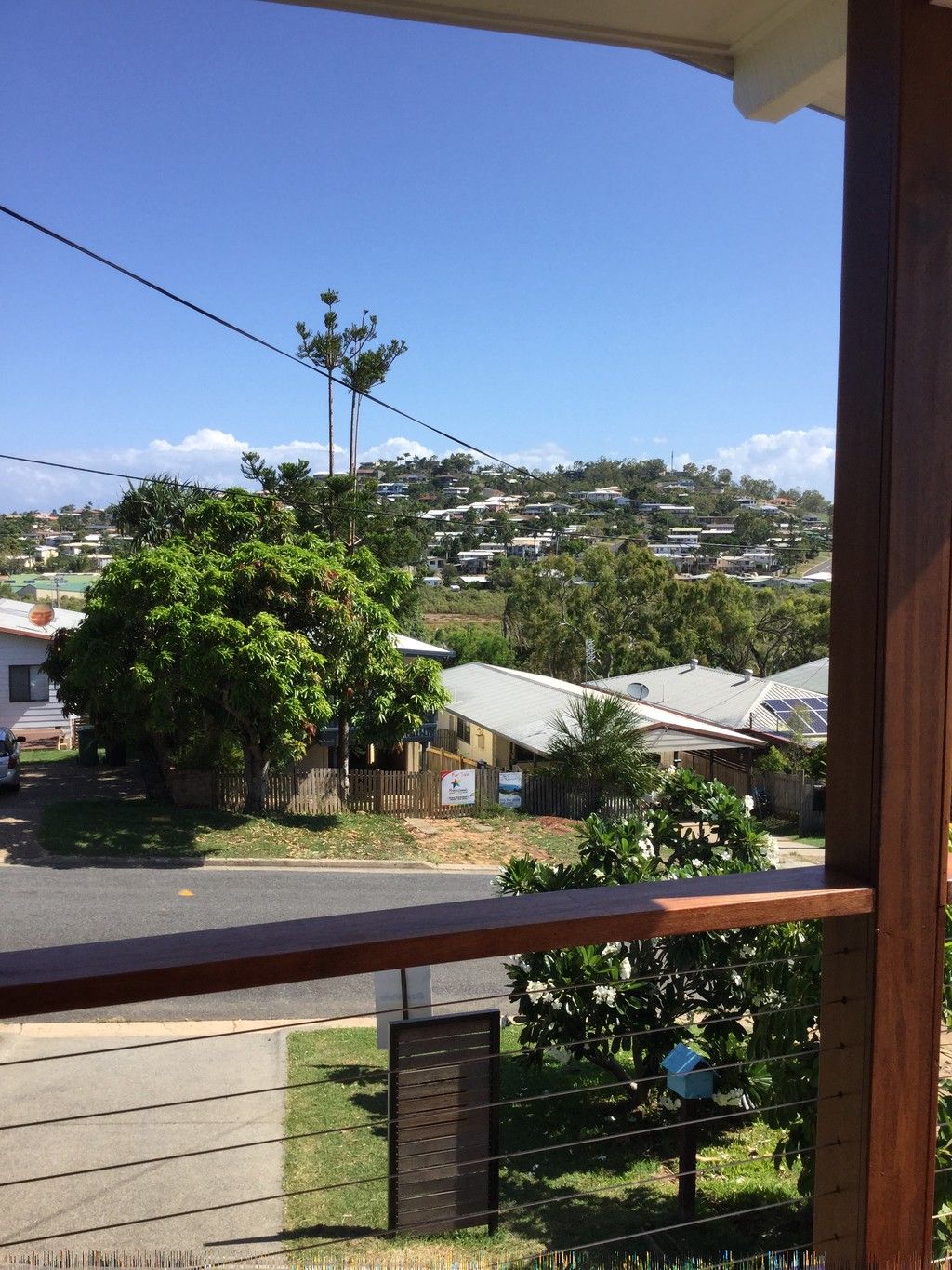 35 Poplar Street, Cooee Bay, QLD 4703