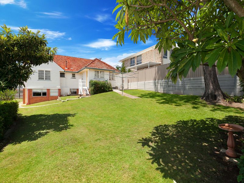 110 Hamilton Road, Wavell Heights, QLD 4012