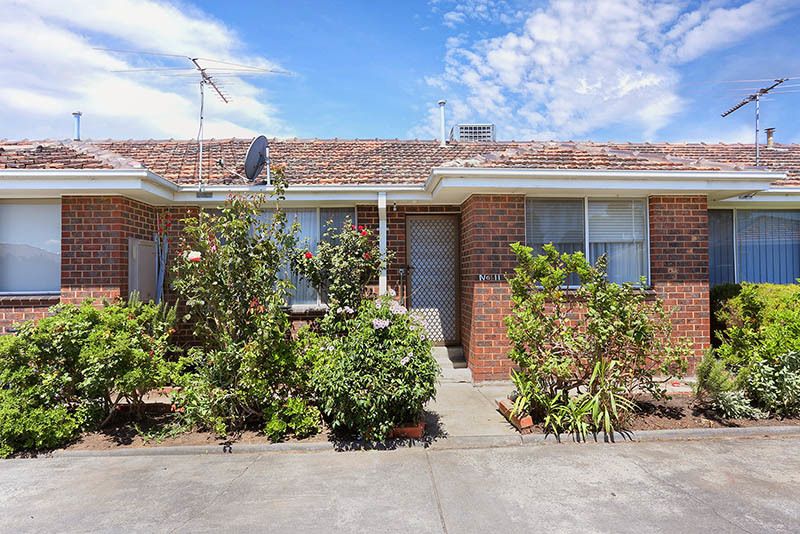 25-27 Newton Crescent, Lalor VIC 3075