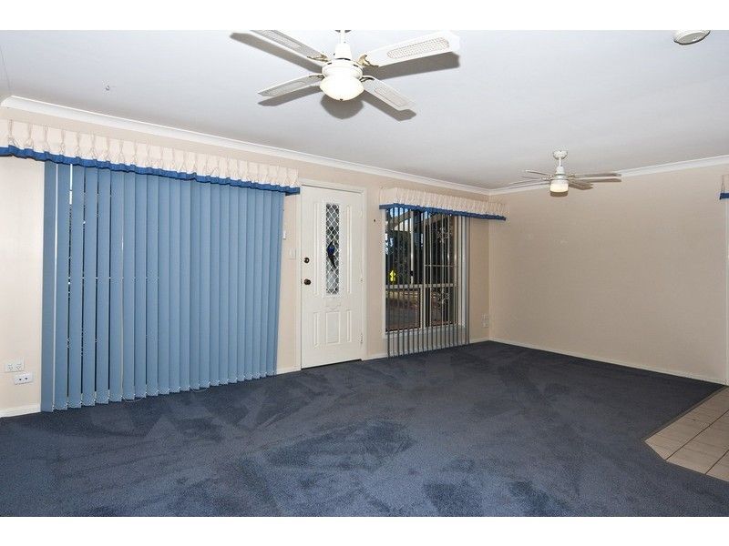 2/2 Brunkhorst Drive, Kearneys Spring, QLD 4350