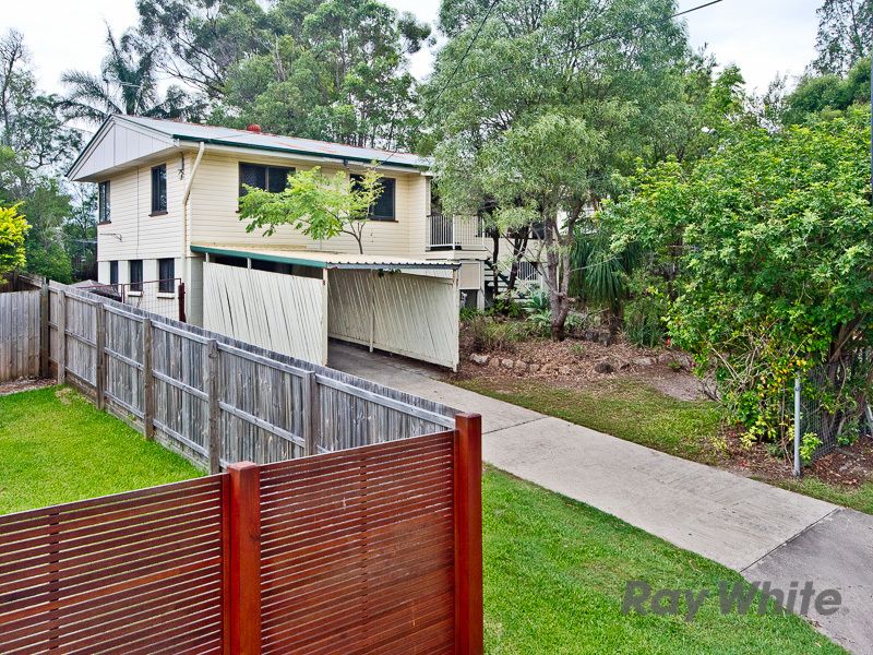7 Sedgemoor Street, Stafford Heights QLD 4053