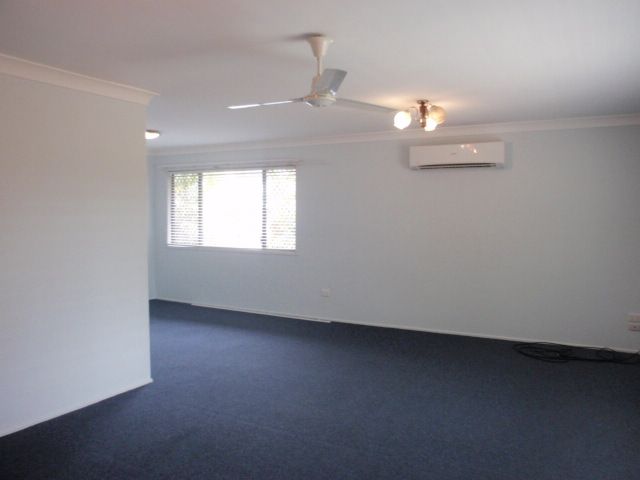 4 Gilbert Place, Emerald, QLD 4720