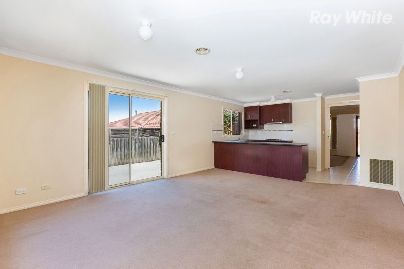 38 Ebony Drive, Pakenham, VIC 3810