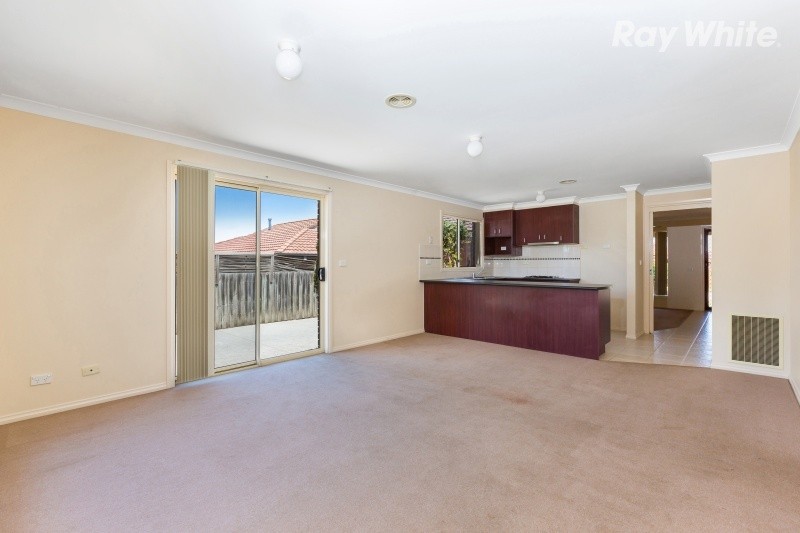 38 Ebony Drive, Pakenham, VIC 3810