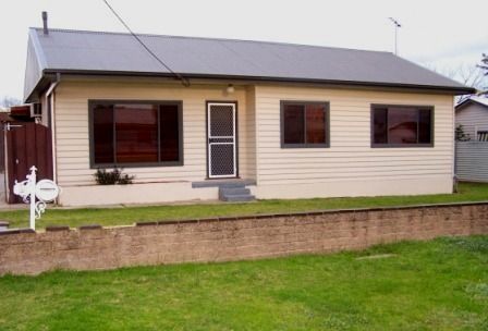 398 Eden Street, Lavington, NSW 2641