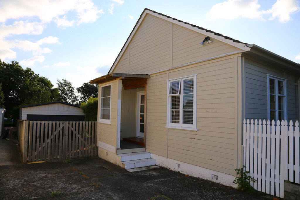 7 Dunkirk Terrace, Mount Albert, Auckland City