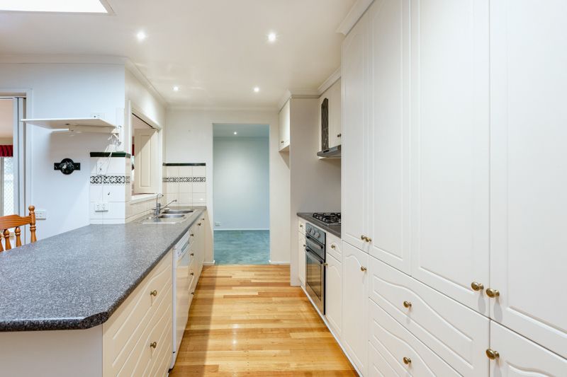62 Exford Road, Melton South, VIC 3338