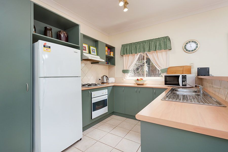 3 Gum Leaf Place, Craigieburn, VIC 3064