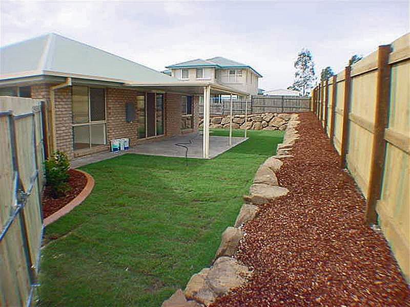 Flinders View, QLD 4305
