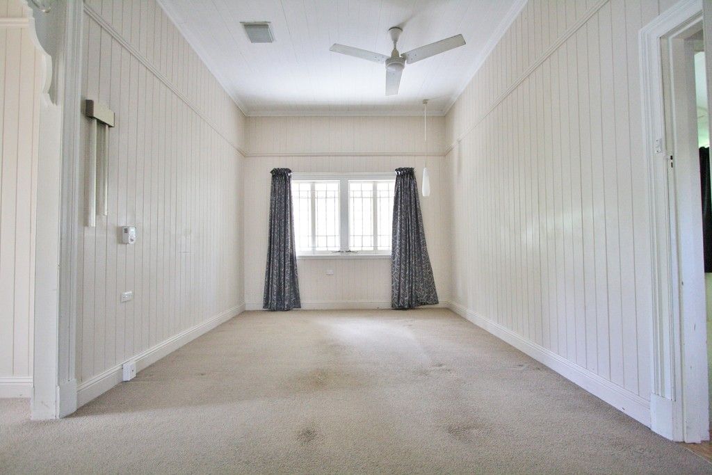 23 Headfort Street, Greenslopes, QLD 4120
