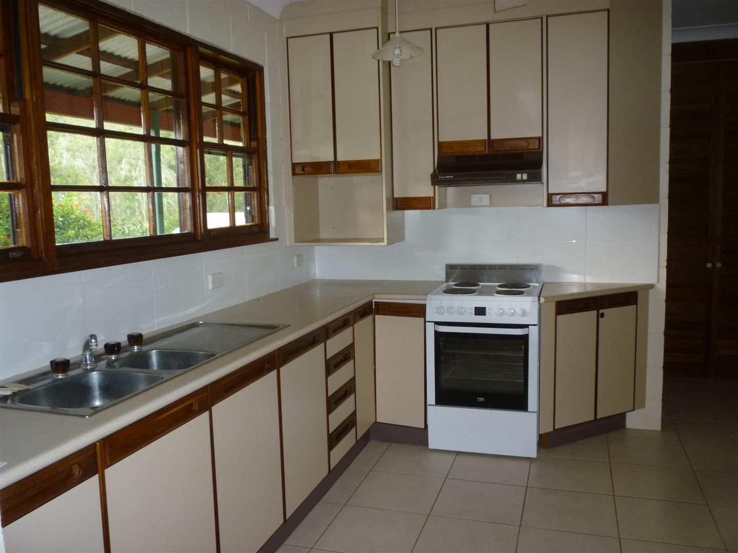 52 Jennings Road, Cawarral, QLD 4702