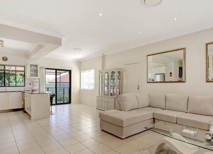 4/17 Larkhill Avenue, Riverwood, NSW 2210