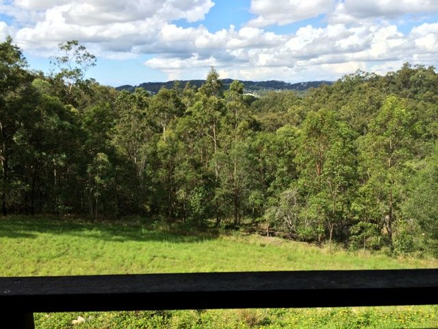 6 Akama Court, Mudgeeraba, QLD 4213
