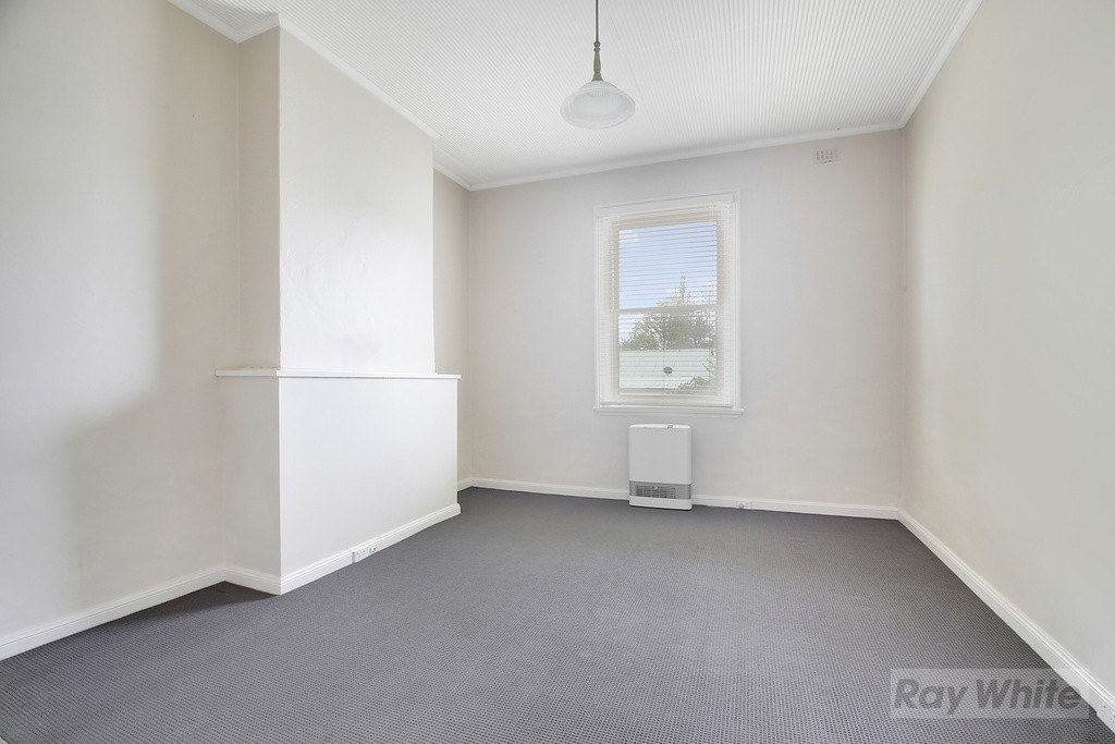 37 Emma Street, Goulburn, NSW 2580