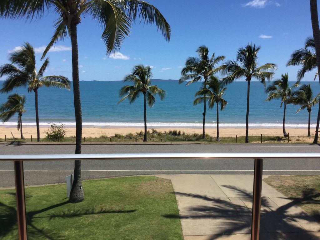 2/136 Scenic Highway, LAMMERMOOR BEACH, QLD 4703