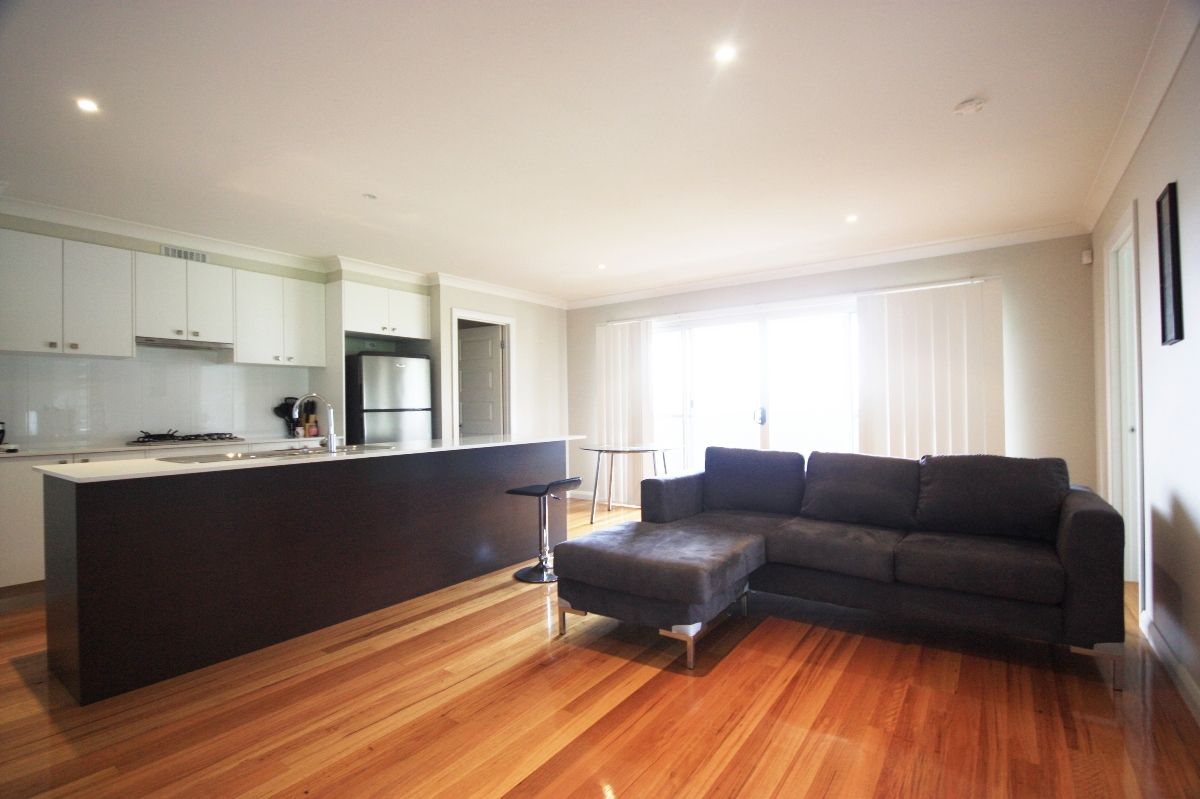8 Turnbull Lane, Gregory Hills, NSW 2557