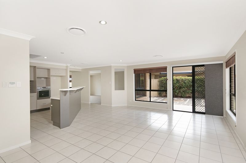 2 Investigators Place, YAMBA, NSW 2464